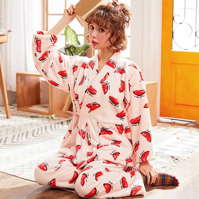 Women's Sleepwear Women Winter Thick Coral Fleece Pajamas Gown Bathrobe Kimono Long Sleeve Trousers Flannel Cute Pajama Sets, Print
Women's Sleepwear Women Winter Thick Coral Fleece Pajamas Gown Bathrobe Kimono Long Sleeve Trousers Flannel Cute Pajama Sets, Print