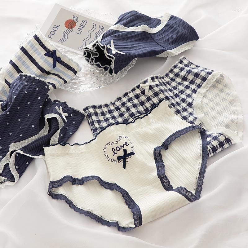 Women's Panties Cotton Women's Underwear Fashion Bow Comfort Mid Waist Seamless Thread Underpants Girl Love Briefs Female Lingerie, Dark blue lace edge
Women's Panties Cotton Women's Underwear Fashion Bow Comfort Mid Waist Seamless Thread Underpants Girl Love Briefs Female Lingerie, Dark blue lace edge