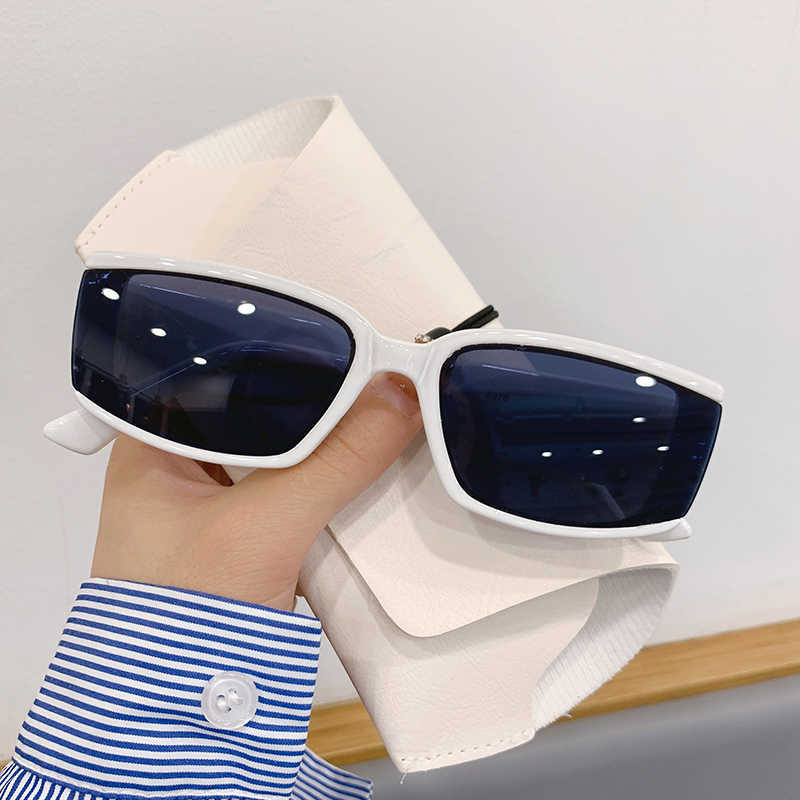 Sunglasses KAMMPT 2022 New Vintage Rectangle Sunglass Women Men Fashion Popular Ins Female Eyewear Shades Luxury Brand Men Sun Glasses G230225
Sunglasses KAMMPT 2022 New Vintage Rectangle Sunglass Women Men Fashion Popular Ins Female Eyewear Shades Luxury Brand Men Sun Glasses G230225