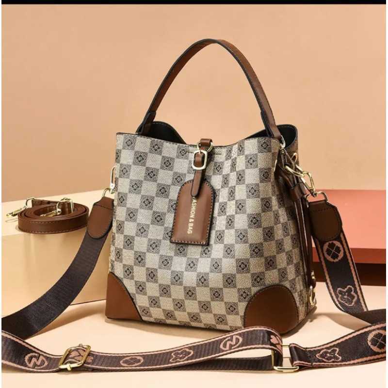 55%off New Luxury Fashion Brand Bags Women's color single shoulder diagonal cross portable bucket bag women Female Shoulder Crossbody Bags, Ge-khaki
55%off New Luxury Fashion Brand Bags Women's color single shoulder diagonal cross portable bucket bag women Female Shoulder Crossbody Bags, Ge-khaki