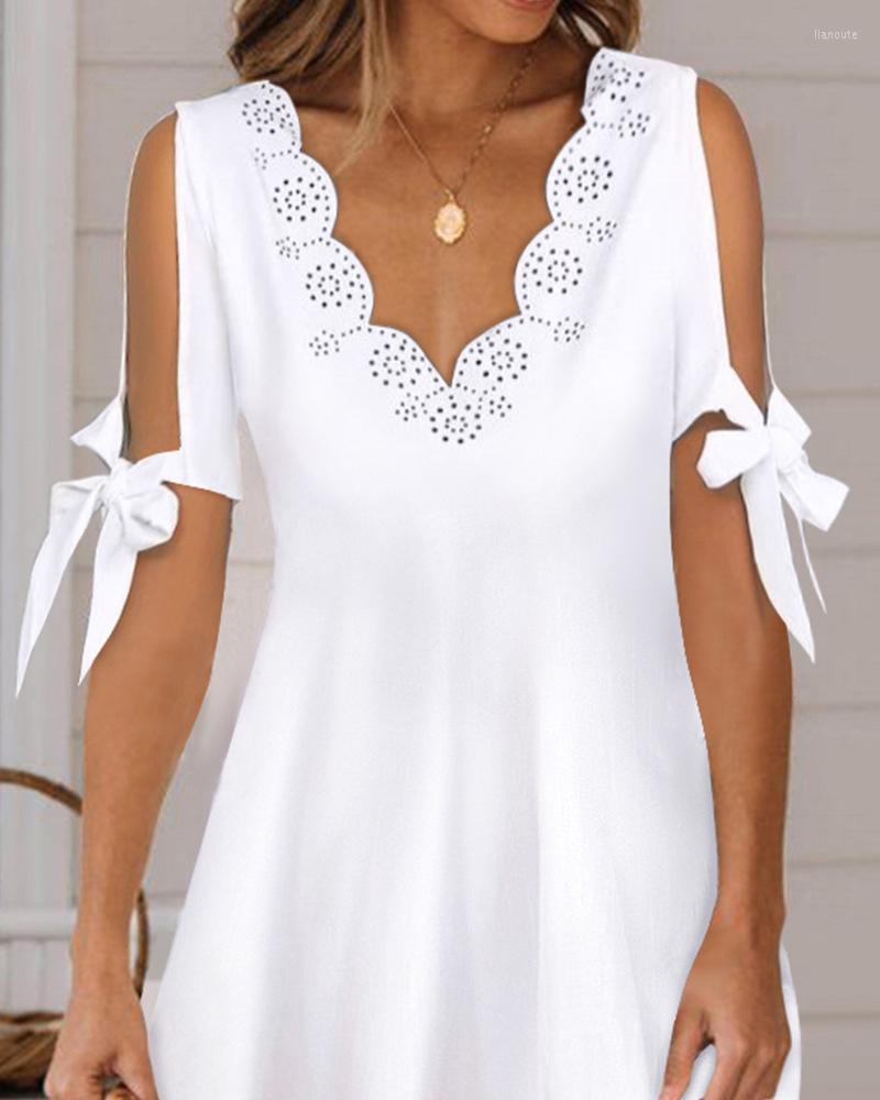 Ethnic Clothing Women V Neck Loose Sexy Summer White Hollow Out Tied Detail Cold Shoulder Casual Dress Fashion Mini
Ethnic Clothing Women V Neck Loose Sexy Summer White Hollow Out Tied Detail Cold Shoulder Casual Dress Fashion Mini