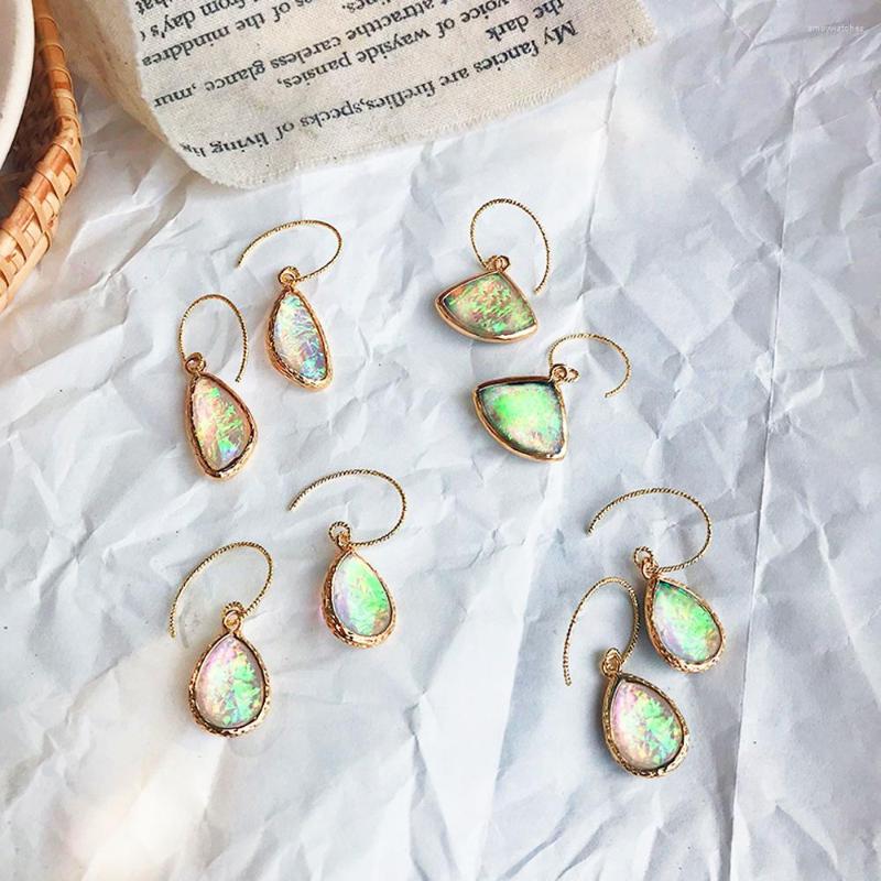 Dangle Earrings Design Vintage Style Jewelry Translucent Abalone Pendant Fan-shaped/Teardrop/Triangle Hook For Women 2023
Dangle Earrings Design Vintage Style Jewelry Translucent Abalone Pendant Fan-shaped/Teardrop/Triangle Hook For Women 2023