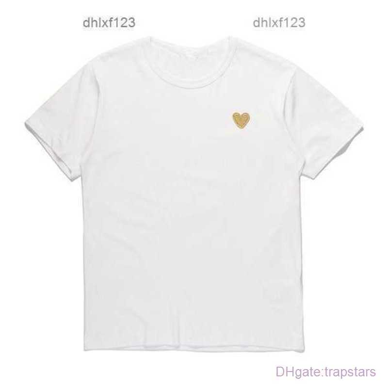 Classic Design Play Mens t Shirt Designer Red Commes Heart Casual Women Garcons s Badge Des Quanlity Ts Cotton Cdg Embroidery Short
Classic Design Play Mens t Shirt Designer Red Commes Heart Casual Women Garcons s Badge Des Quanlity Ts Cotton Cdg Embroidery Short