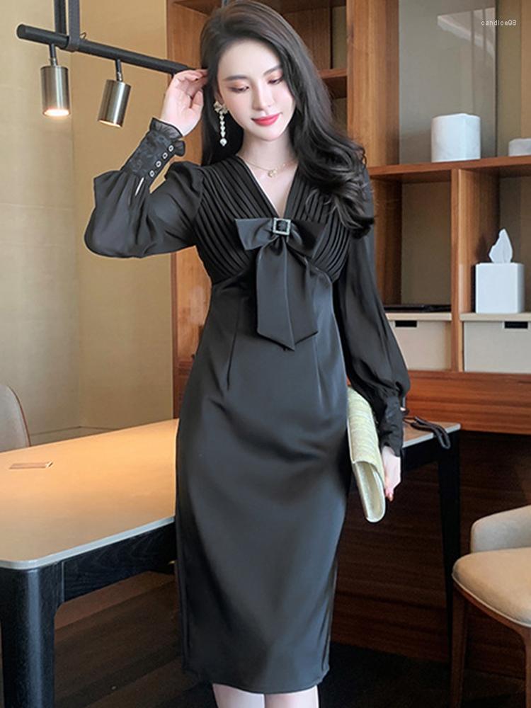 Casual Dresses 2023 Elegant Celebrity Office Party Woman Dress Black Chiffon Spliced V-neck Bow Puff Sleeve Slim Zipper High Waist Femme
Casual Dresses 2023 Elegant Celebrity Office Party Woman Dress Black Chiffon Spliced V-neck Bow Puff Sleeve Slim Zipper High Waist Femme