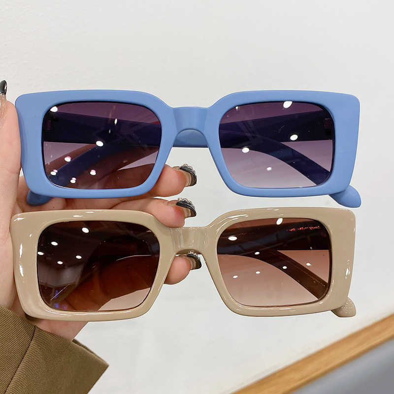 Sunglasses KAMMPT New Vintage Rectangle Sunglasses Men Women 2022 Fashion Luxury Brand Design UV400 Shades High Quality Sun Glasses Eyewear G230225
Sunglasses KAMMPT New Vintage Rectangle Sunglasses Men Women 2022 Fashion Luxury Brand Design UV400 Shades High Quality Sun Glasses Eyewear G230225