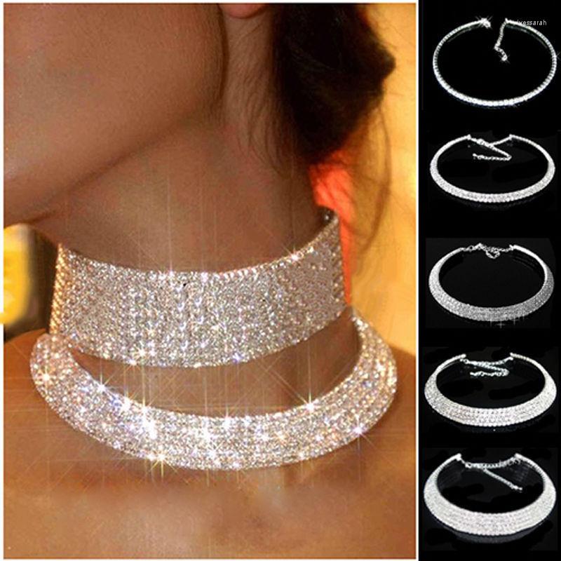 Choker Luxury Wedding Bride Bridesmaid Jewellery Super Flash Crystal Short Necklace Collar Clavicle Chain Women's Jewe
Choker Luxury Wedding Bride Bridesmaid Jewellery Super Flash Crystal Short Necklace Collar Clavicle Chain Women's Jewe