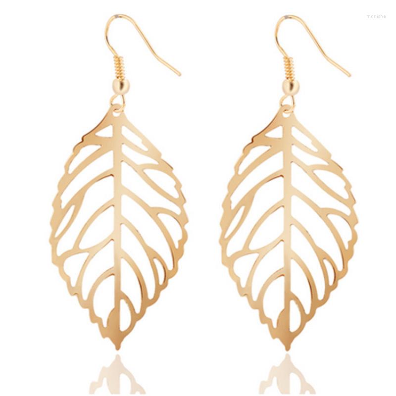 Hoop Earrings Fashion Earring Women Hollow Out Metal Alloy Leaf Butterfly Creative Jewelry
Hoop Earrings Fashion Earring Women Hollow Out Metal Alloy Leaf Butterfly Creative Jewelry