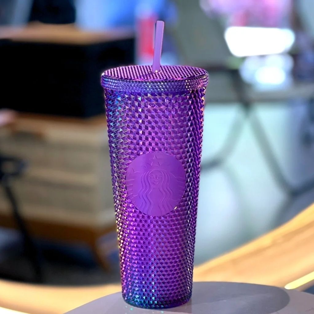 Starbucks Studded Mugs 710ml plastic coffee cup Bright Diamond Starry Sky Straw Cup Large Capacity Durian cup Gift products, Light yellow
Starbucks Studded Mugs 710ml plastic coffee cup Bright Diamond Starry Sky Straw Cup Large Capacity Durian cup Gift products, Light yellow