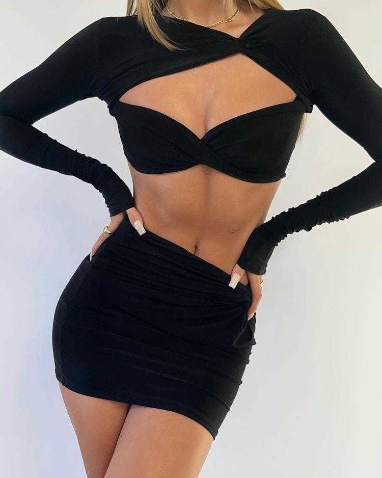 Spring And Summer Womens Dresses Hollow Top Ruffle Hip Short Skirt Two Piece Suit, Black
Spring And Summer Womens Dresses Hollow Top Ruffle Hip Short Skirt Two Piece Suit, Black