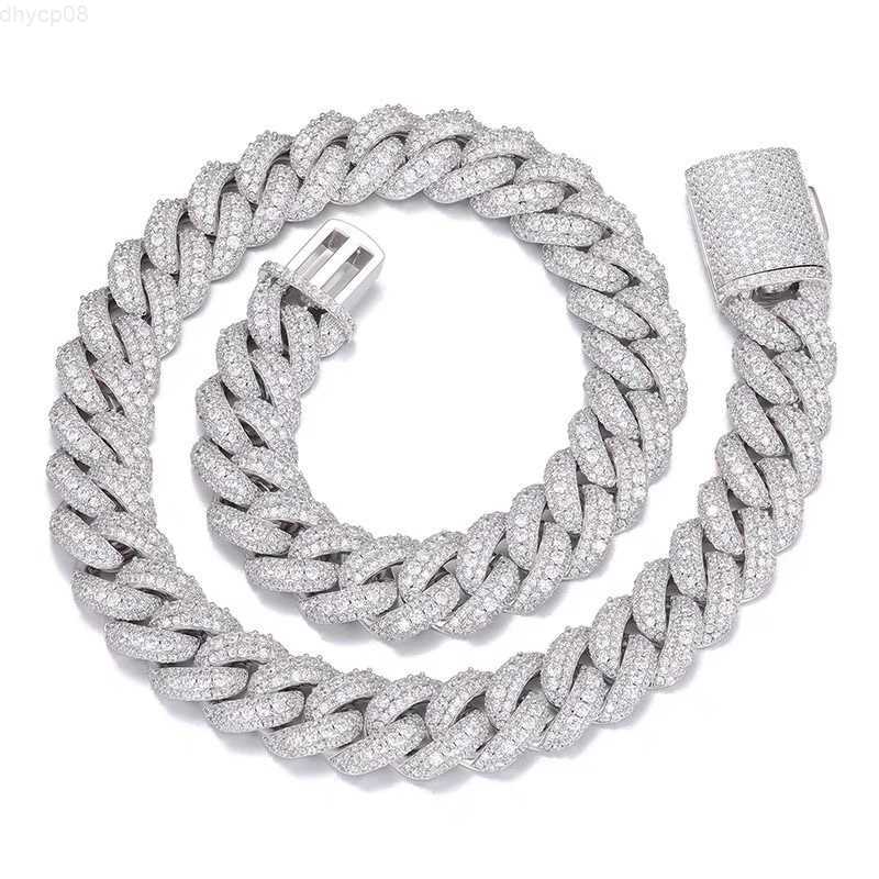 Designer Jewelry Hotsale Customized fashion 19mm sterling silver iced out VVS moissanite diamond Cuban chain with GRA for hiphop jewelry gift
Designer Jewelry Hotsale Customized fashion 19mm sterling silver iced out VVS moissanite diamond Cuban chain with GRA for hiphop jewelry gift