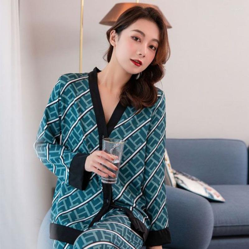 Women's Sleepwear Spring/summer 2023 Long Sleeved Ice Silk Pajamas Vintage Sexy Ladies Satin Cardigan Home Two-piece Set, Pink
Women's Sleepwear Spring/summer 2023 Long Sleeved Ice Silk Pajamas Vintage Sexy Ladies Satin Cardigan Home Two-piece Set, Pink