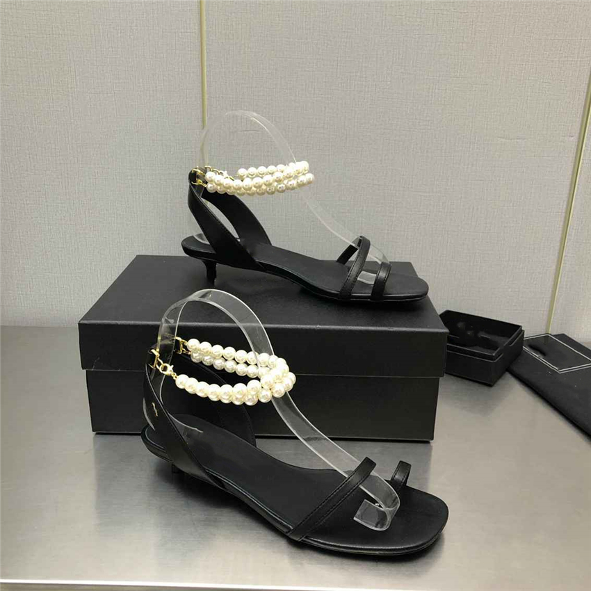 Luxury Design Sandals 2023 Fashion Channel Women Summer High Heels Leather Cross Lace up Student Casual Slippers 05-030
Luxury Design Sandals 2023 Fashion Channel Women Summer High Heels Leather Cross Lace up Student Casual Slippers 05-030