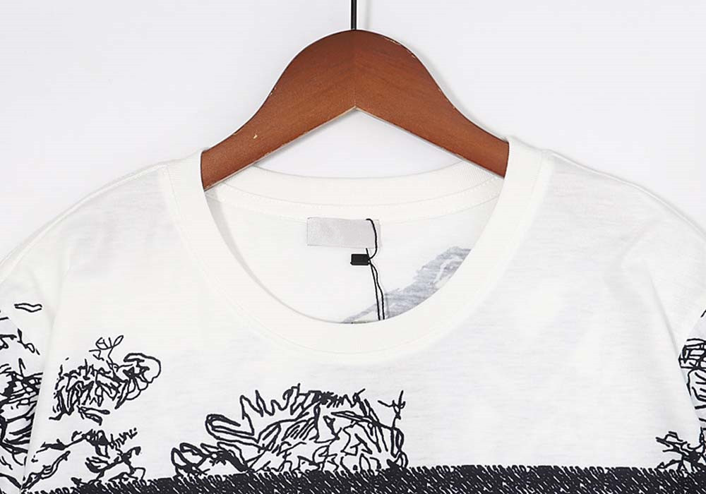 Mens T-Shirt Tops T-Shirts Womens Trends Designer Casual Cotton Short Sleeves Luxury Clothing Street Shorts Sleeves Clothes1234
Mens T-Shirt Tops T-Shirts Womens Trends Designer Casual Cotton Short Sleeves Luxury Clothing Street Shorts Sleeves Clothes1234