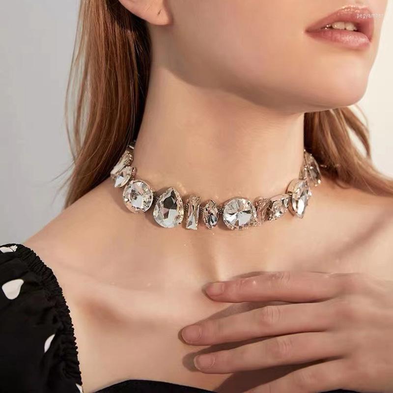 Choker Shiny Large Rhinestone Necklace For Women Geometric Crystal Chain Wedding Statements Jewelry Party
Choker Shiny Large Rhinestone Necklace For Women Geometric Crystal Chain Wedding Statements Jewelry Party