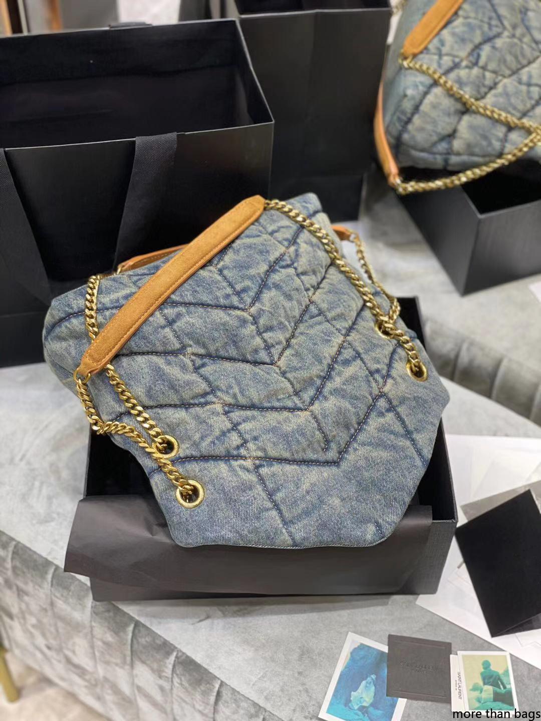 9A Luxurys Designers LOULOU puffer Denim Jeans Shoulder Bag Women Tote Handbag Purse Frosted cowhide Cowboy Crossbody Bags Detchable Strap Flap, Blue
9A Luxurys Designers LOULOU puffer Denim Jeans Shoulder Bag Women Tote Handbag Purse Frosted cowhide Cowboy Crossbody Bags Detchable Strap Flap, Blue