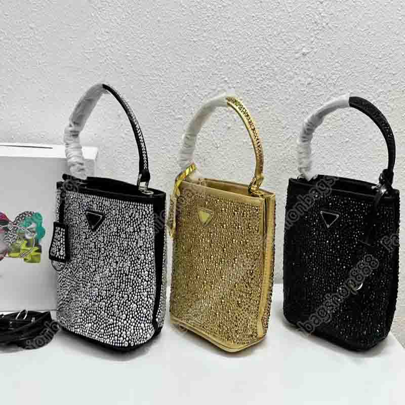 Designer Panier Women Bucket Bag imitation crystal Mini Totes Luxury Fashion Shoulder Bags Lady Cross Body Handbag Crossbody Enamel metal triangle logo Drill bag, Black
Designer Panier Women Bucket Bag imitation crystal Mini Totes Luxury Fashion Shoulder Bags Lady Cross Body Handbag Crossbody Enamel metal triangle logo Drill bag, Black