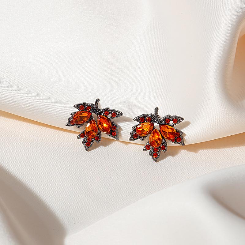 Stud Earrings Creativity Red Rhinestone Zircon For Women Fashion Fall Winter Jewelry Accessories Gifts Wholesale
Stud Earrings Creativity Red Rhinestone Zircon For Women Fashion Fall Winter Jewelry Accessories Gifts Wholesale