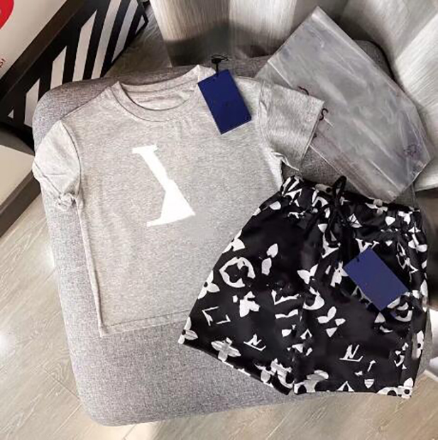 Summer Clothing Sets Boys T-Shirt Cartoon Animal Print Designer Kids Clothes Girl Sports Two-piece Round Neck Short sleeve Pants 2-11 Years, Red
Summer Clothing Sets Boys T-Shirt Cartoon Animal Print Designer Kids Clothes Girl Sports Two-piece Round Neck Short sleeve Pants 2-11 Years, Red