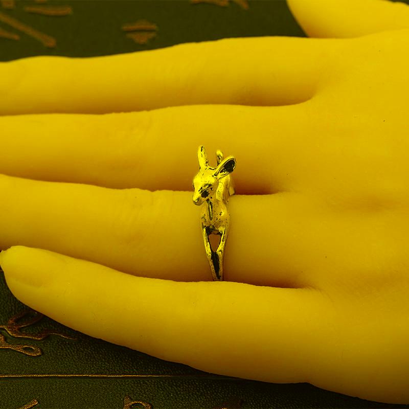 Cluster Rings Vintage Punk Skull Ring Men Hip Hop Simple Animal Cute Elk Opening Adjustable Unisex Christmas Party Year JewelryCluster
Cluster Rings Vintage Punk Skull Ring Men Hip Hop Simple Animal Cute Elk Opening Adjustable Unisex Christmas Party Year JewelryCluster