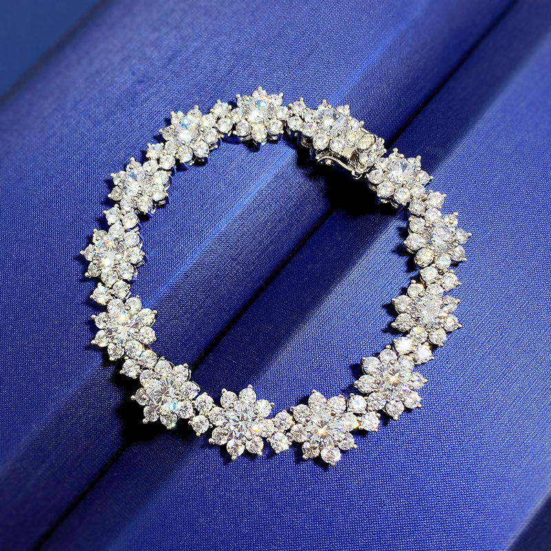 Flower Moissanite Diamond Bangle Bracelet 100% Real 925 Sterling silver Wedding Bracelets For Women Bridal Engagement Jewelry
Flower Moissanite Diamond Bangle Bracelet 100% Real 925 Sterling silver Wedding Bracelets For Women Bridal Engagement Jewelry