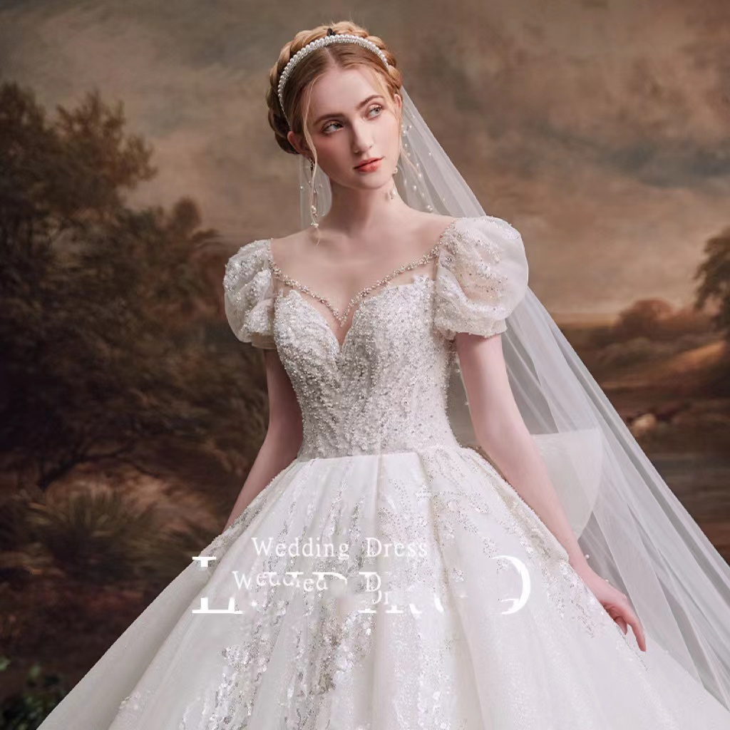 2023 Arabic Vintage a e Wedding Dresses Crystals Sheer Long Sleeve Lace Beaded Ball Gown vestido de novia Bridal Dress Robes De Mariee