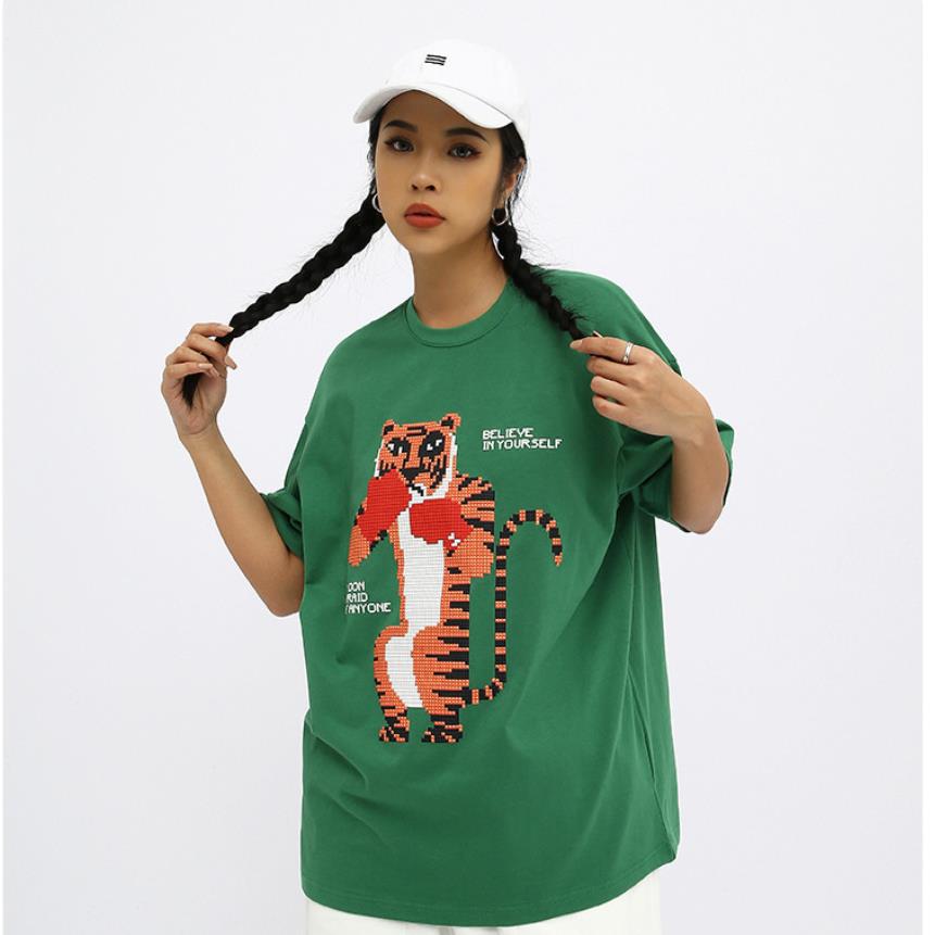 Men's T-Shirts Fashion Street fun cartoon tiger print loose t-shirt man short-sleeved high street Tee, Beige
Men's T-Shirts Fashion Street fun cartoon tiger print loose t-shirt man short-sleeved high street Tee, Beige