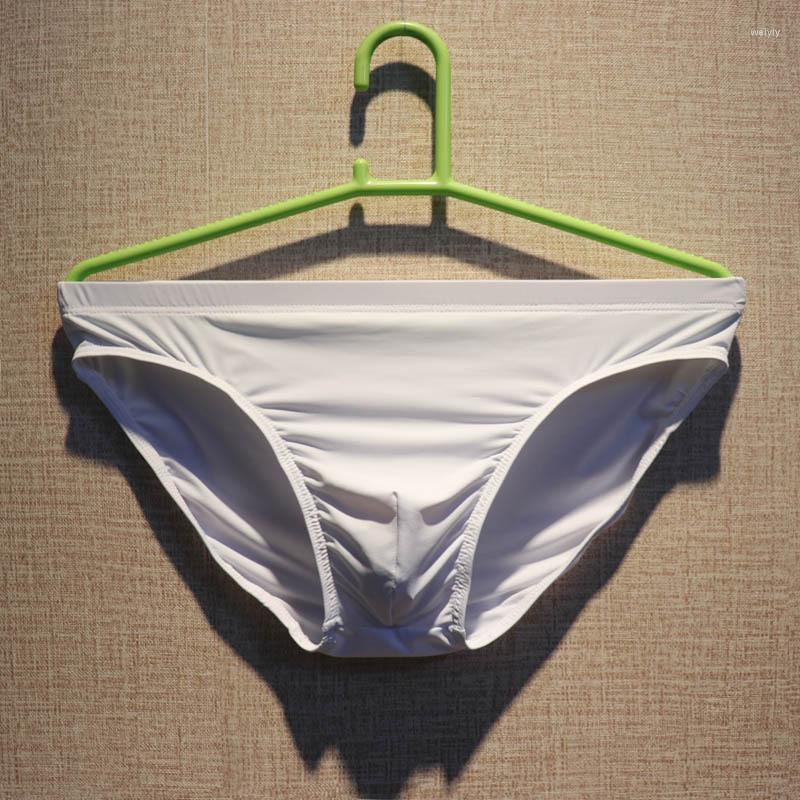 Underpants Soft Ice Silk Men's Underwear Briefs Youth And Middle-aged Sexy Low Waist Through Airbag, Black
Underpants Soft Ice Silk Men's Underwear Briefs Youth And Middle-aged Sexy Low Waist Through Airbag, Black