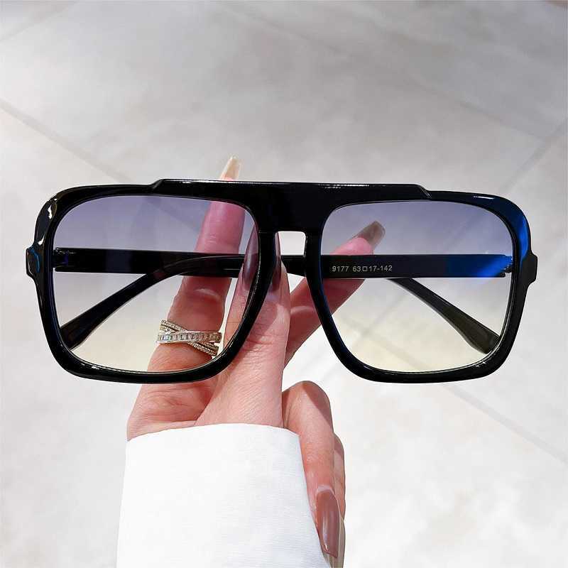 Sunglasses KAMMPT Oversized Sqaure Sunglasses Fashion Vintage Men Women Sport Shades Goggle Retro Trendy Brand Design UV400 Sun Glasses G230225
Sunglasses KAMMPT Oversized Sqaure Sunglasses Fashion Vintage Men Women Sport Shades Goggle Retro Trendy Brand Design UV400 Sun Glasses G230225