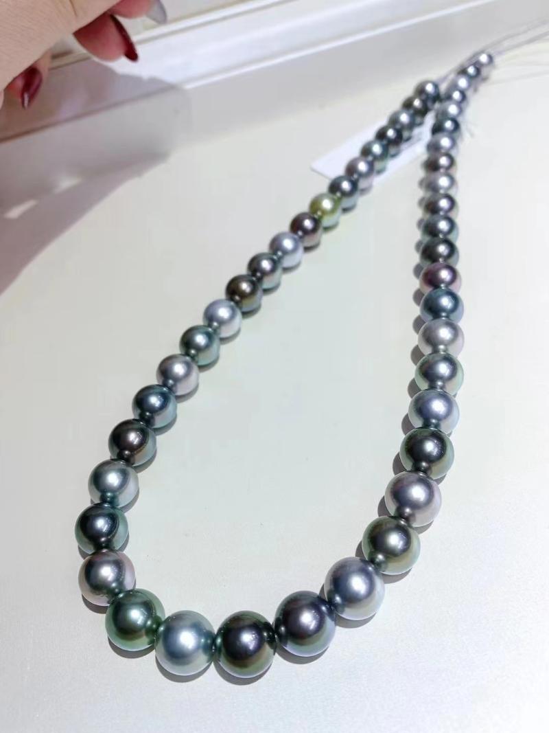 Chains 9-10mm Round Seawater Tahitain Pearl Necklace Black And Gray Mixed-color Jewelry For Women Free Silver ClaspChains
Chains 9-10mm Round Seawater Tahitain Pearl Necklace Black And Gray Mixed-color Jewelry For Women Free Silver ClaspChains