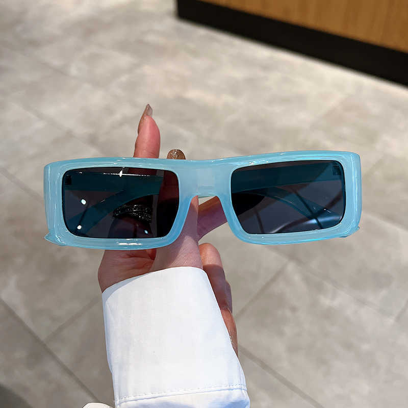 Sunglasses KAMMPT New in Rectangle Sunglasses Men Women Fashion Vintage Candy Color Male Shades Eyewear Brand Designer Female Sun Glasses G230225
Sunglasses KAMMPT New in Rectangle Sunglasses Men Women Fashion Vintage Candy Color Male Shades Eyewear Brand Designer Female Sun Glasses G230225