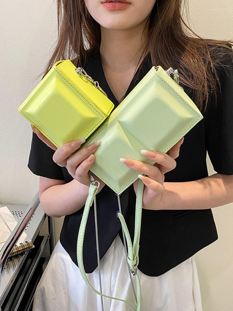 Evening Bags Fashion Women's Bag Summer Shoulder Crossbody For Women Luxury Designer Pu Leather Female Small Handbags 2023 Trend, Purple m
Evening Bags Fashion Women's Bag Summer Shoulder Crossbody For Women Luxury Designer Pu Leather Female Small Handbags 2023 Trend, Purple m