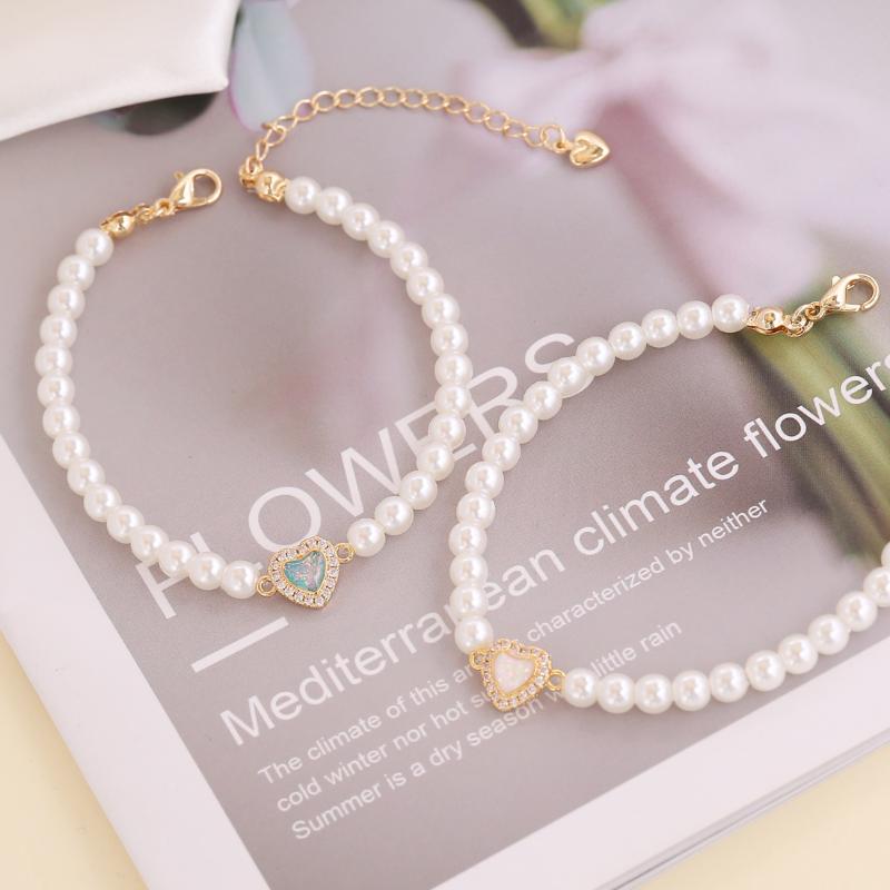 Charm Bracelets Ins Simple And Cute Color Love Heart-Shaped Inlaid Zircon Alloy Bracelet Women's Wrist Chain Ornaments Jewelry Accessories G
Charm Bracelets Ins Simple And Cute Color Love Heart-Shaped Inlaid Zircon Alloy Bracelet Women's Wrist Chain Ornaments Jewelry Accessories G
