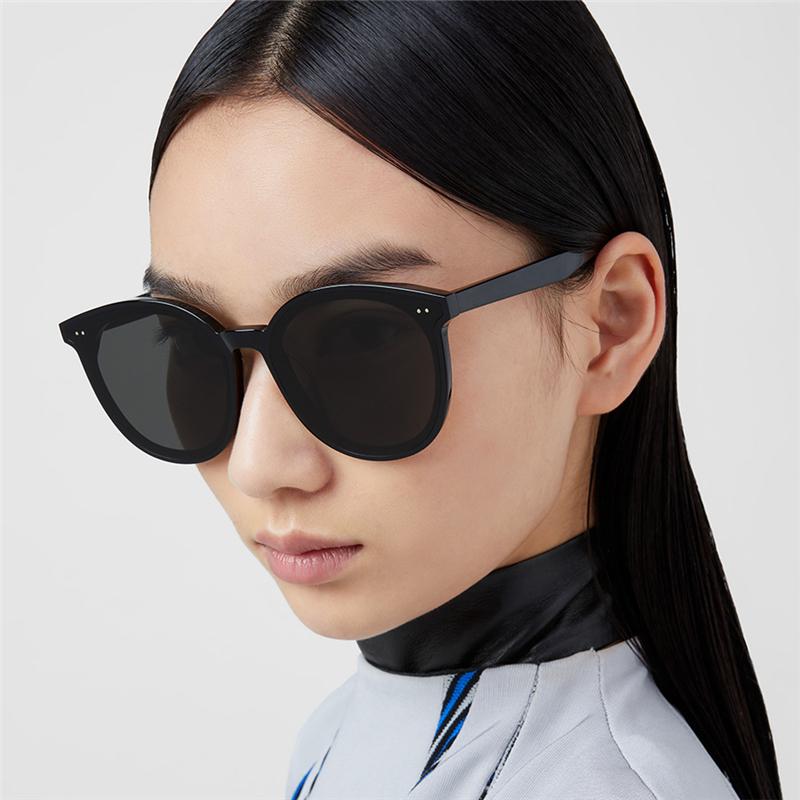 Sunglasses Fashion Women Vintage Metal Frame Oversized Sun Glasses Luxury Designer UV400 Sunglass Female Men UV400Sunglasses
Sunglasses Fashion Women Vintage Metal Frame Oversized Sun Glasses Luxury Designer UV400 Sunglass Female Men UV400Sunglasses
