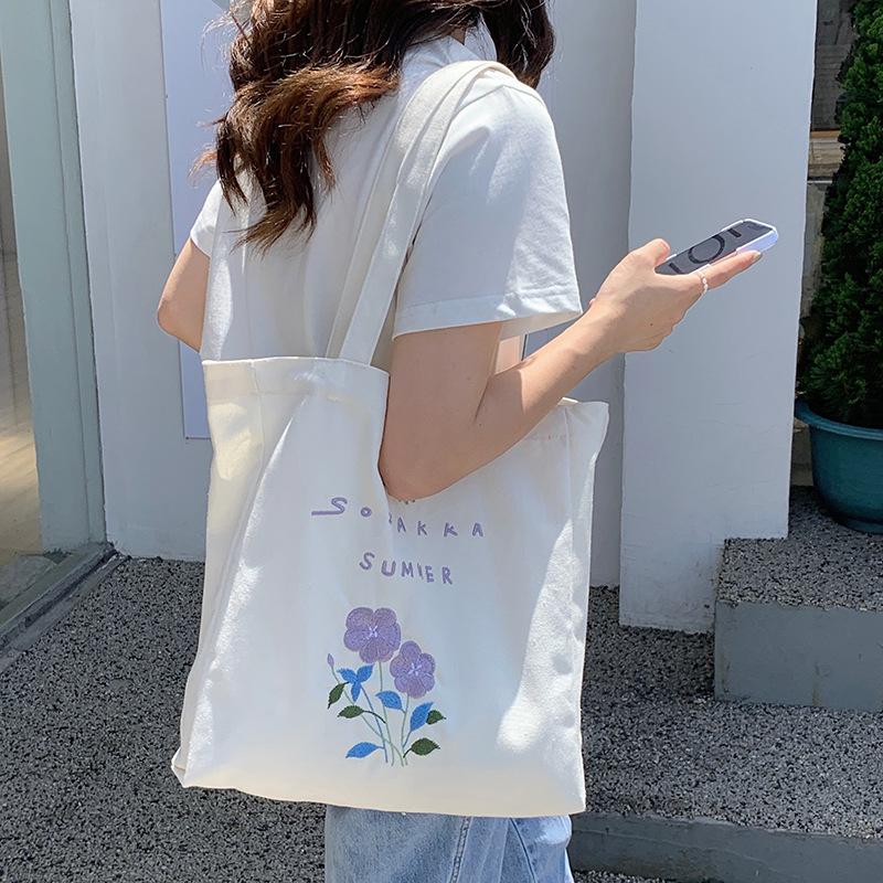 Evening Bags For Women 2023 Canvas Floral Shoulder Bag Large Capacity Printed Shopping Female Fashion Casual Open HandbagEvening, Violets
Evening Bags For Women 2023 Canvas Floral Shoulder Bag Large Capacity Printed Shopping Female Fashion Casual Open HandbagEvening, Violets