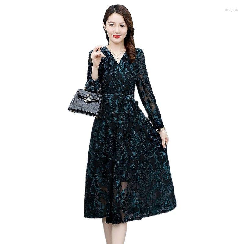 Casual Dresses Chiffon Dress Women's Spring And Autumn 2023 High-end Luxury Temperament Embroidered Summer Slim Long Sleeve Skirt, Green
Casual Dresses Chiffon Dress Women's Spring And Autumn 2023 High-end Luxury Temperament Embroidered Summer Slim Long Sleeve Skirt, Green