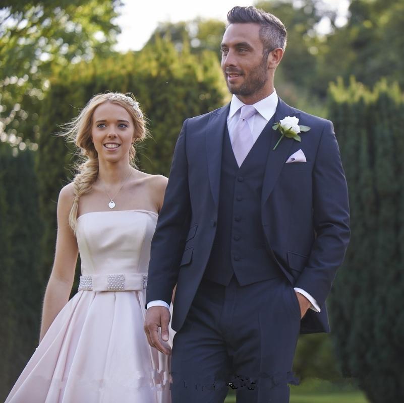 Men's Suits & Blazers Latest Coat Pant Design Men For Wedding 3Pieces(Jacket Vest Tie) Fashion Slim Fit Terno Masculino Groom Blazer, Blue
Men's Suits & Blazers Latest Coat Pant Design Men For Wedding 3Pieces(Jacket Vest Tie) Fashion Slim Fit Terno Masculino Groom Blazer, Blue