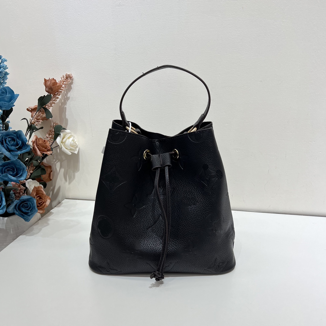 Luxurys Designers NEONOE Bucket Shoulder Bags flower Handbags Soft Leather Buckets Bag Women Corssbody Messenger Bags Fashion Handbag DHgate, Grey
Luxurys Designers NEONOE Bucket Shoulder Bags flower Handbags Soft Leather Buckets Bag Women Corssbody Messenger Bags Fashion Handbag DHgate, Grey