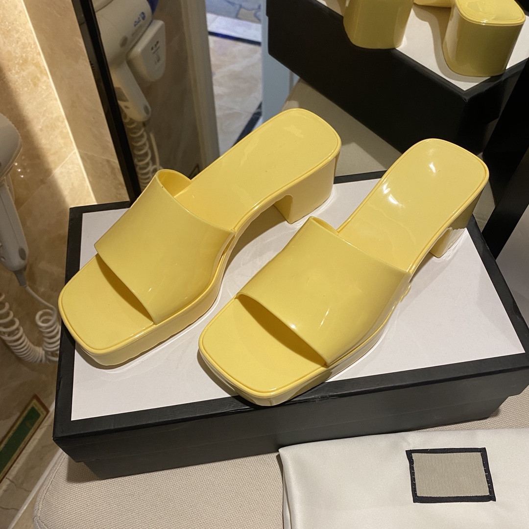 Designer letter Slippers Embroidery style Womens Slippers Sandals Luxury Sliders Macaron thick bottom fashion G house slipper women wear beach Sandals
Designer letter Slippers Embroidery style Womens Slippers Sandals Luxury Sliders Macaron thick bottom fashion G house slipper women wear beach Sandals