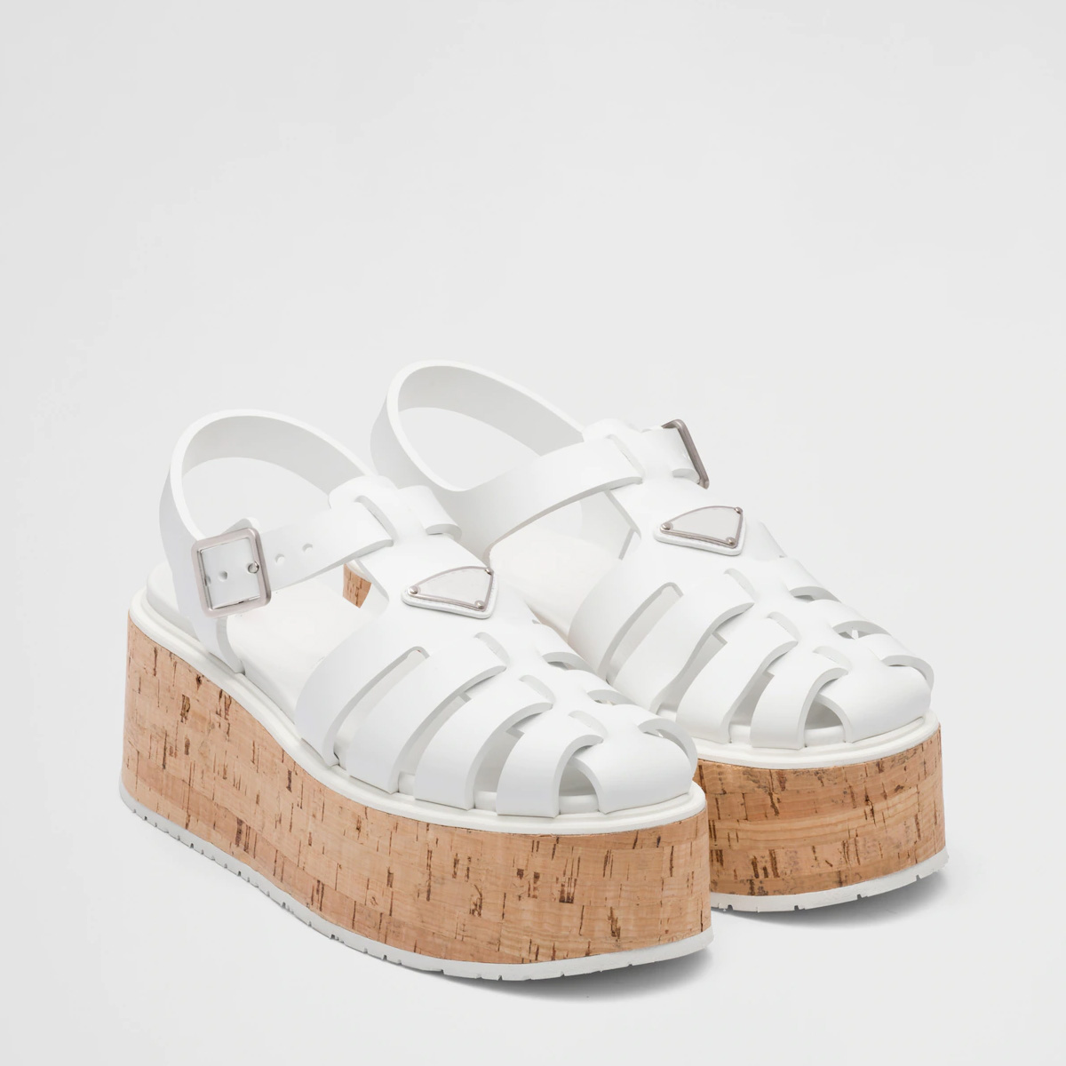 Rubber wedge Platform Gladiator sandals Triangle logo smooth leather shoes vintage women luxury designer Ankle-strap Chunky Luxe casual flats factory footwear, White
Rubber wedge Platform Gladiator sandals Triangle logo smooth leather shoes vintage women luxury designer Ankle-strap Chunky Luxe casual flats factory footwear, White