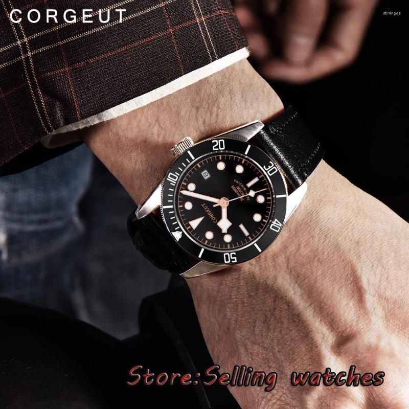 Wristwatches 41mm Black Dial Sapphire Glass 21 Jewels Miyota Automatic Diving Mens Watch
Wristwatches 41mm Black Dial Sapphire Glass 21 Jewels Miyota Automatic Diving Mens Watch