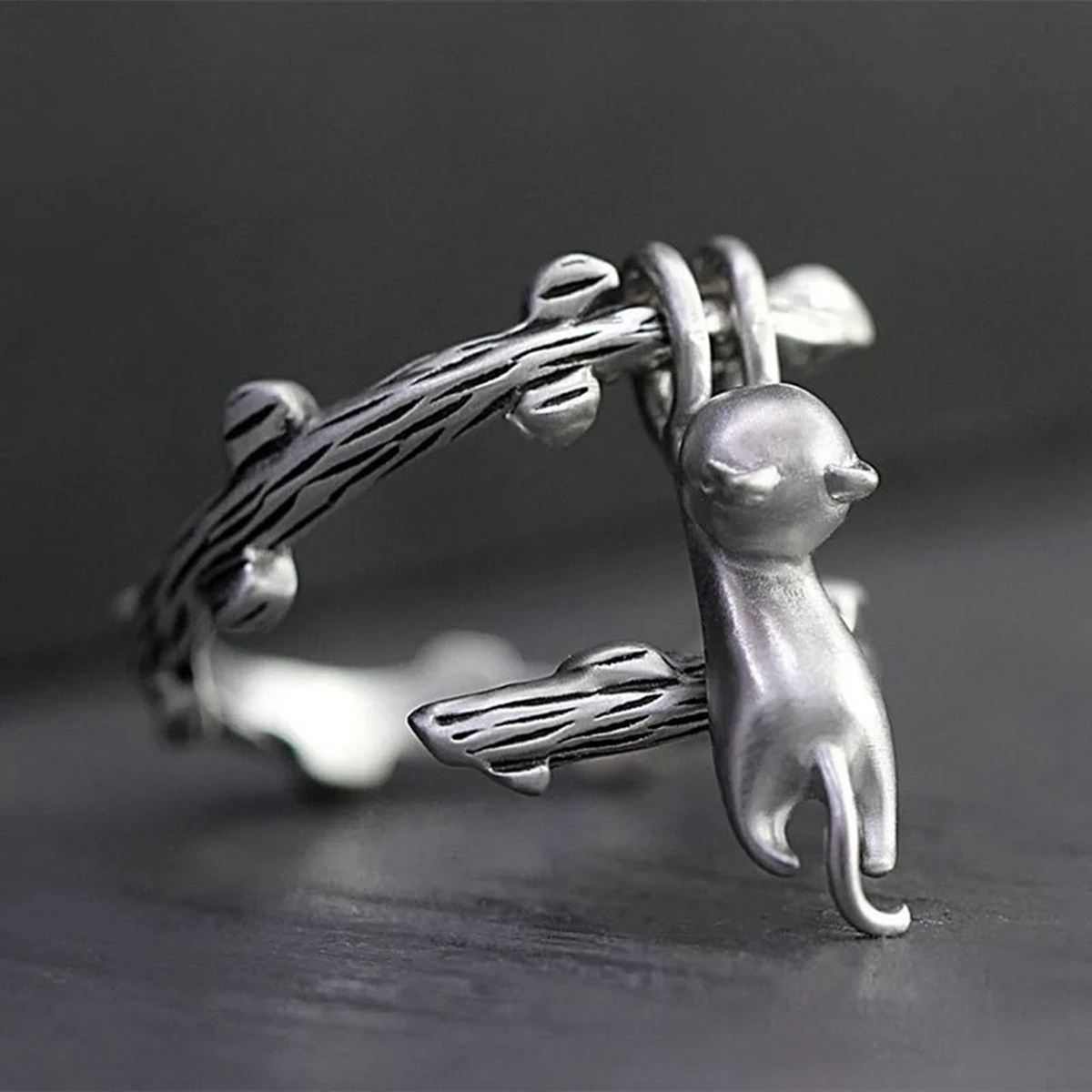 10Pcs Retro Punk Cute Cat Climb Tree Ring Demon Hip Hop Rock Animal Unisex Finger Jewelry Gifts
10Pcs Retro Punk Cute Cat Climb Tree Ring Demon Hip Hop Rock Animal Unisex Finger Jewelry Gifts