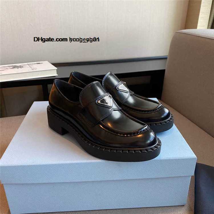 Designer 2023 Luxury Boots Ladies Black Chocolate Brushed Leather Loafers Monolith Triangle Shoe Increase Platform Sneakers Cloudbust with
Designer 2023 Luxury Boots Ladies Black Chocolate Brushed Leather Loafers Monolith Triangle Shoe Increase Platform Sneakers Cloudbust with