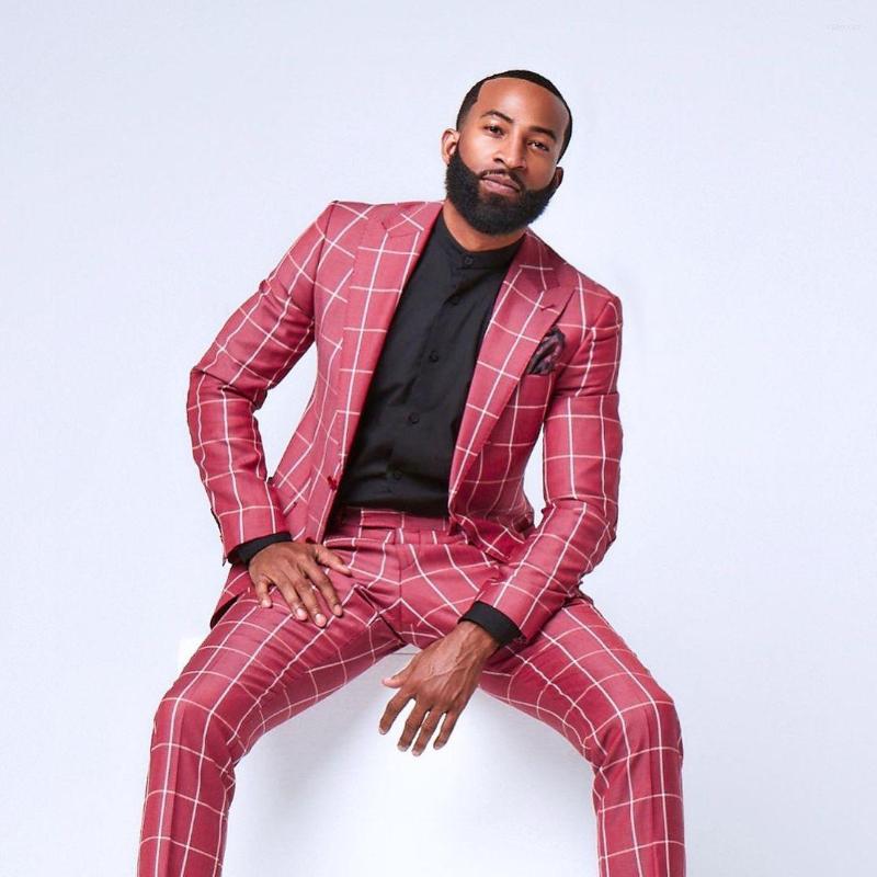 Men's Suits Fashion Checked Men's Suit Peaked Lapel Tailored Blazers Male Tuxedos Back Vent Groom Wear Two Pieces Prom Jacket And Pants, Champagne
Men's Suits Fashion Checked Men's Suit Peaked Lapel Tailored Blazers Male Tuxedos Back Vent Groom Wear Two Pieces Prom Jacket And Pants, Champagne