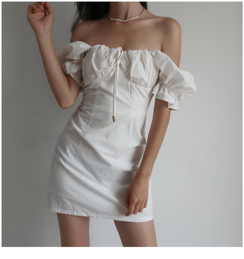 Casual Dresses 2023 Summer White Women Dress Elegant Puff Sleeve Y2k Party Beach Light Robe French Retro Boho Slash Neck Mini Sexy
Casual Dresses 2023 Summer White Women Dress Elegant Puff Sleeve Y2k Party Beach Light Robe French Retro Boho Slash Neck Mini Sexy
