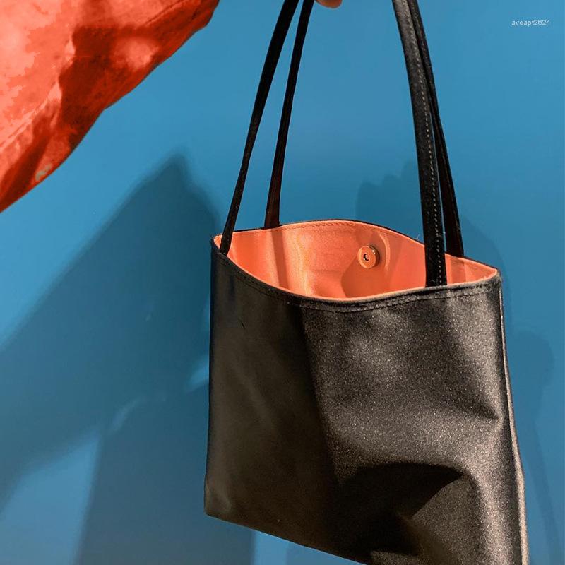Evening Bags 2023 Fashion Large Capacity Vintage Glossy Concise Elegant Tote Bag Shoulder Office Daily, Green
Evening Bags 2023 Fashion Large Capacity Vintage Glossy Concise Elegant Tote Bag Shoulder Office Daily, Green