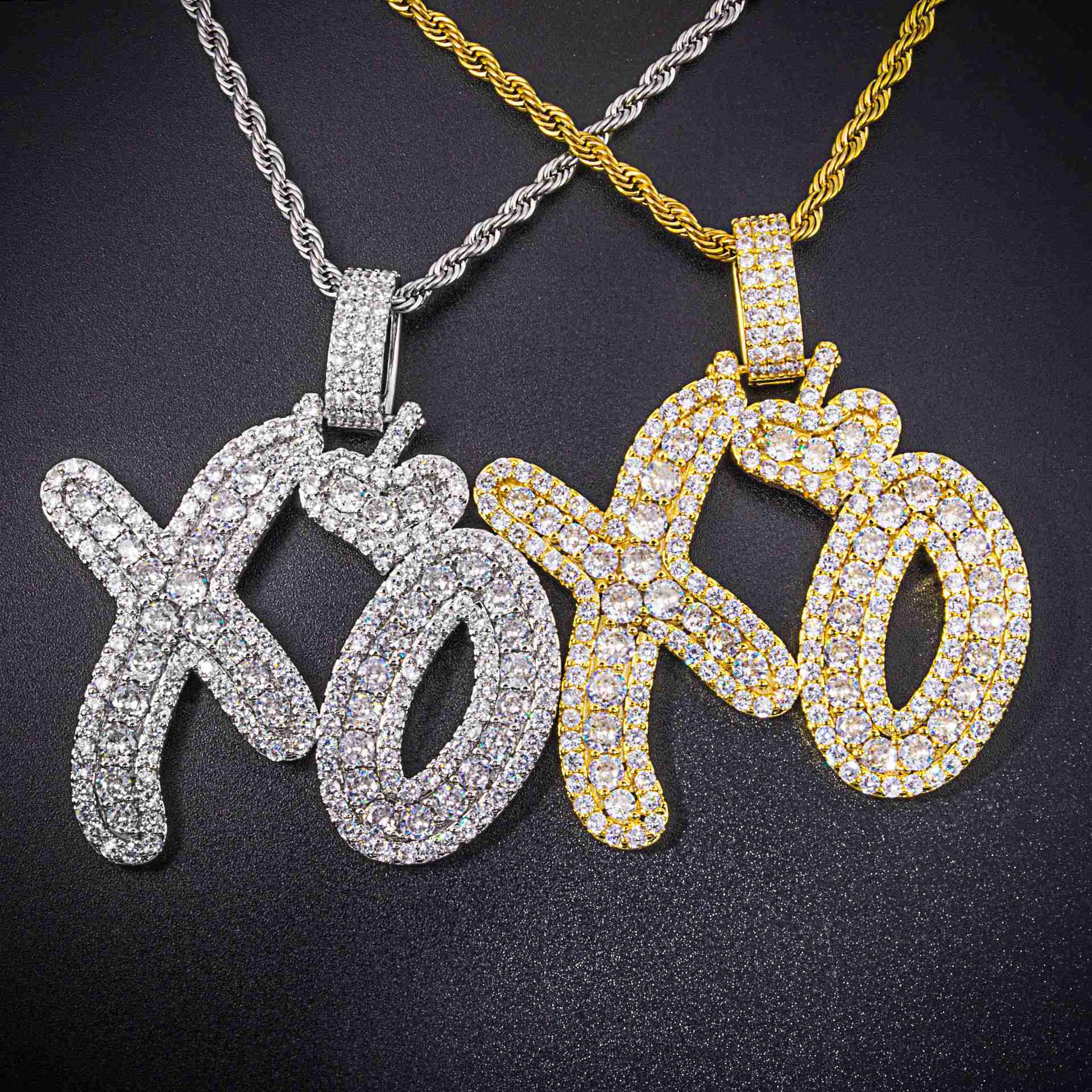 Designer Jewelry Custom Men Silver 18k Gold Diamond Real Moissanite Cuban Link Chain Iced Out Miami Cuban Chain Necklace for Women
Designer Jewelry Custom Men Silver 18k Gold Diamond Real Moissanite Cuban Link Chain Iced Out Miami Cuban Chain Necklace for Women