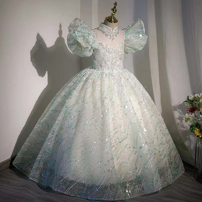 2023 Cute Flower Girl Dresses For Wedding sheer neck crystal Lace Floral Appliques Tiered Skirts Girls Pageant Dress A Line Kids Birthday Gowns