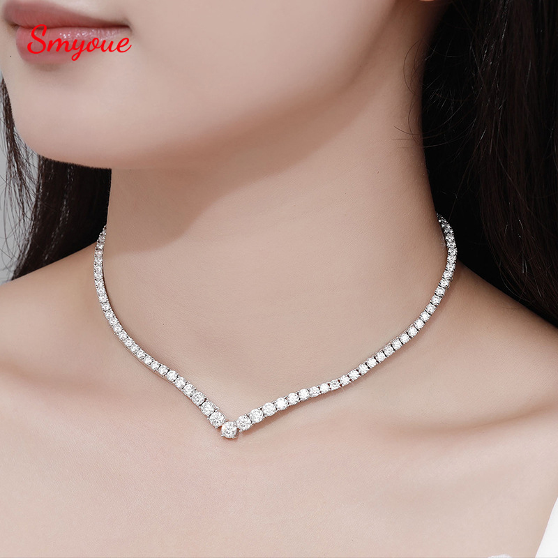 Chokers Smyoue 18k Plated V shaped Full Tennis Necklace for Women Wedding Party Sparkling Jewelry S925 Sterling Silver Chain 230225
Chokers Smyoue 18k Plated V shaped Full Tennis Necklace for Women Wedding Party Sparkling Jewelry S925 Sterling Silver Chain 230225