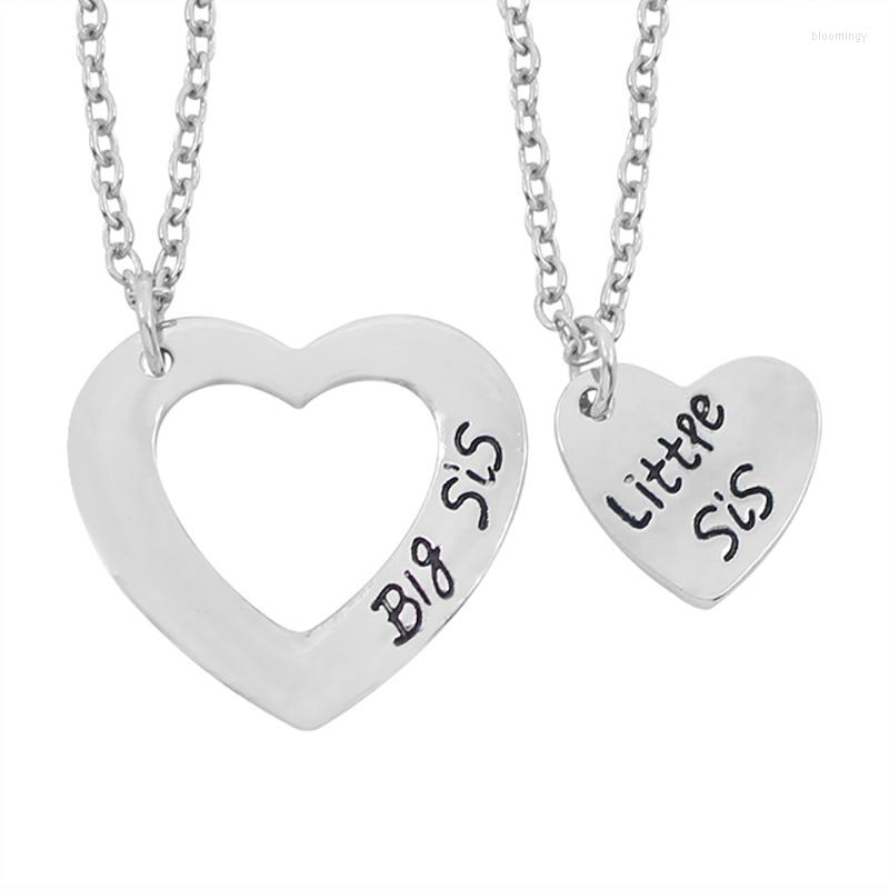 Chains Friend Necklace Sister Family Double Heart-Shaped Pendant Love Stitching Choker Jewelry Gift 2023
Chains Friend Necklace Sister Family Double Heart-Shaped Pendant Love Stitching Choker Jewelry Gift 2023