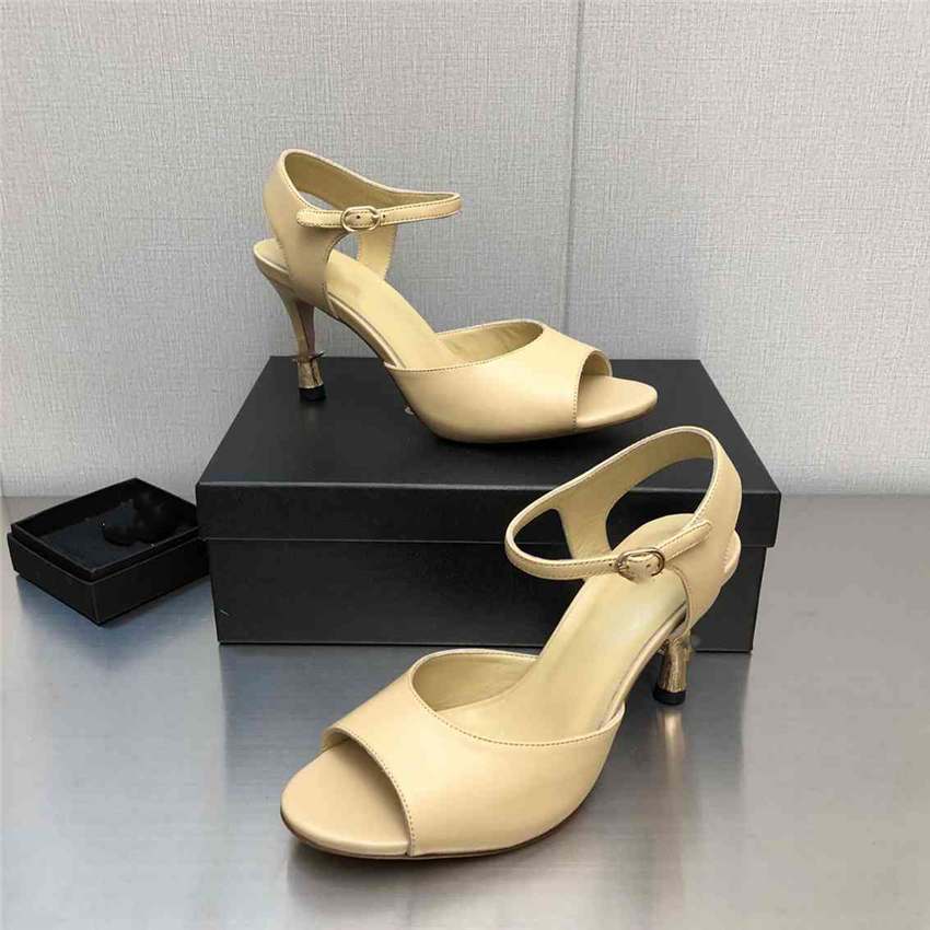 Luxury Design Sandals 2023 Fashion Channel Women Summer High Heels Leather Cross Lace up Student Casual Slippers 05-012
Luxury Design Sandals 2023 Fashion Channel Women Summer High Heels Leather Cross Lace up Student Casual Slippers 05-012